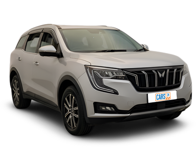 Mahindra XUV700-img